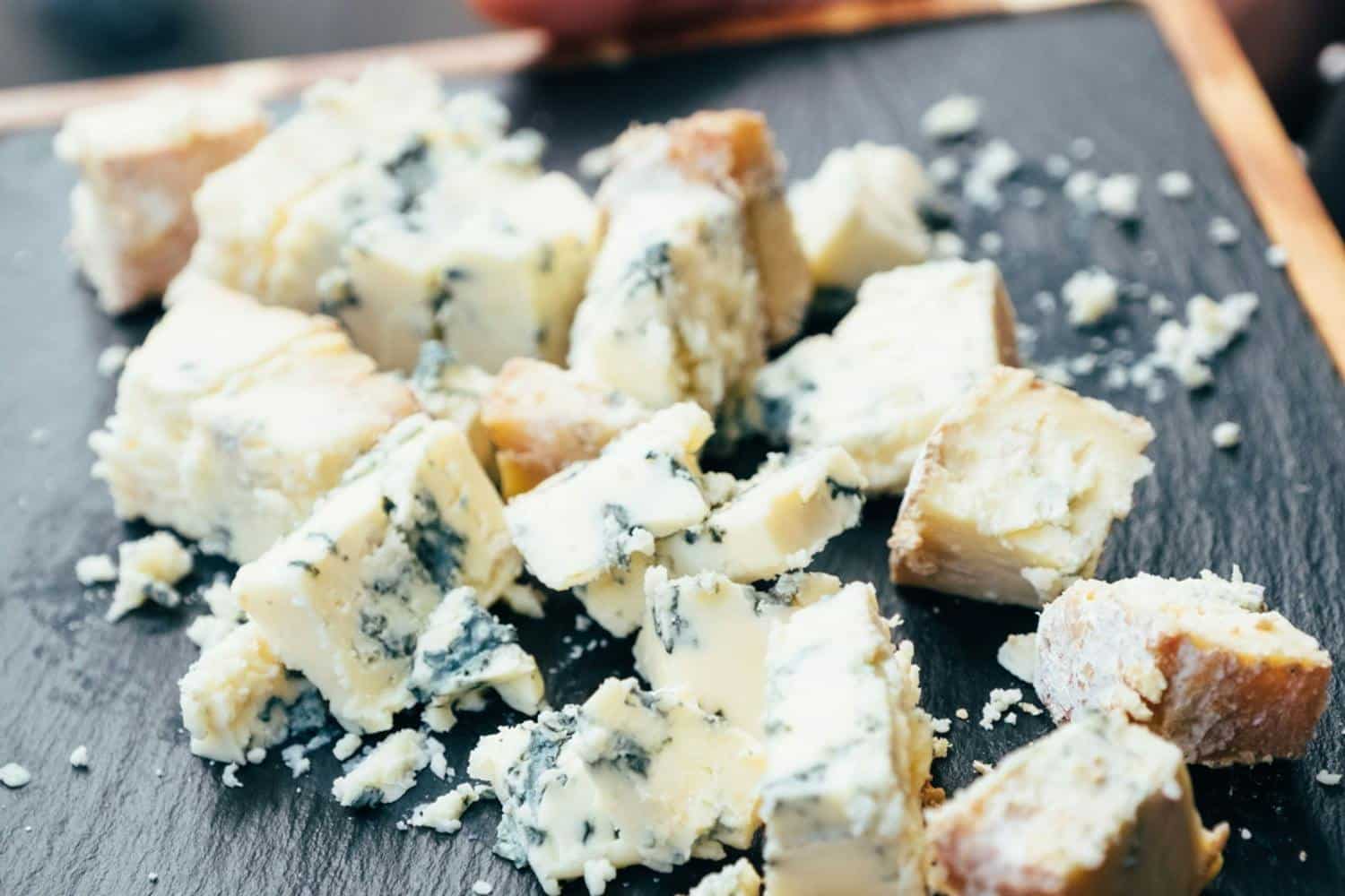 Edinburgh: 2-Hr Guided Cheese Crawl - 4
