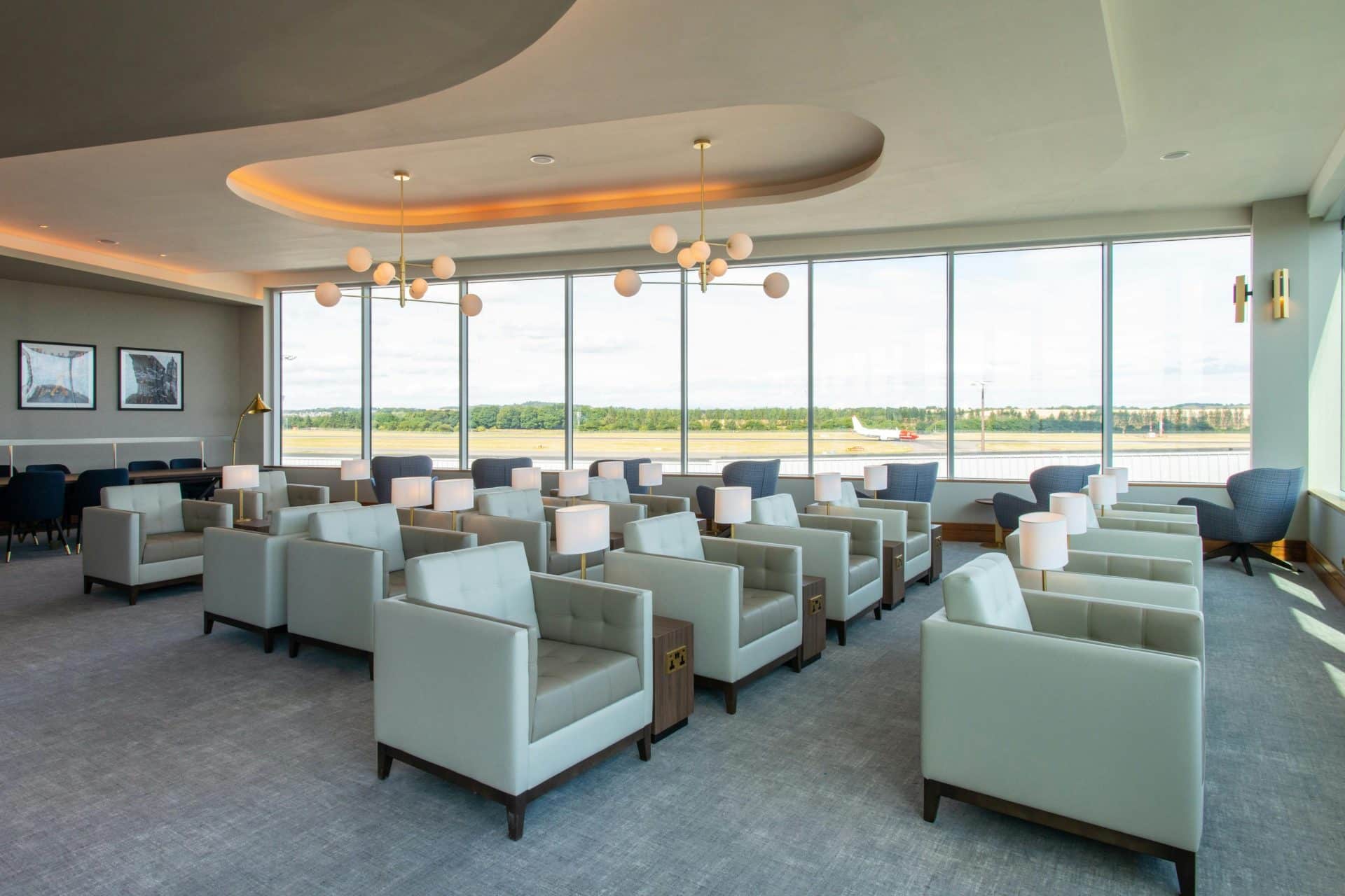 Edinburgh Airport: Turkish Airlines Lounge by Plaza Premium Group