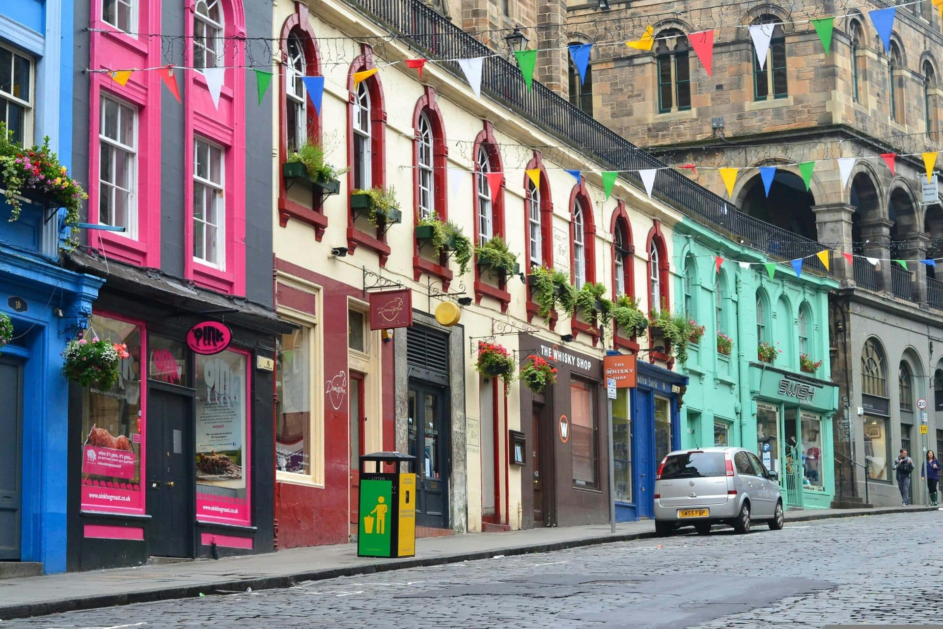 Edinburgh: Audio Guide App by TouringBee - 4