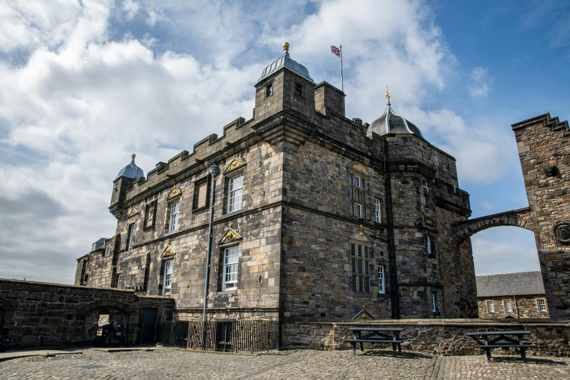 Edinburgh Castle: Entry Ticket + Guided Tour - 3