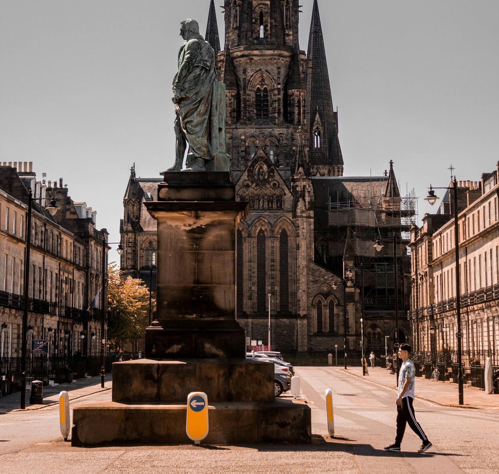 Edinburgh: City Audio Guide App for Your Smartphone - 2