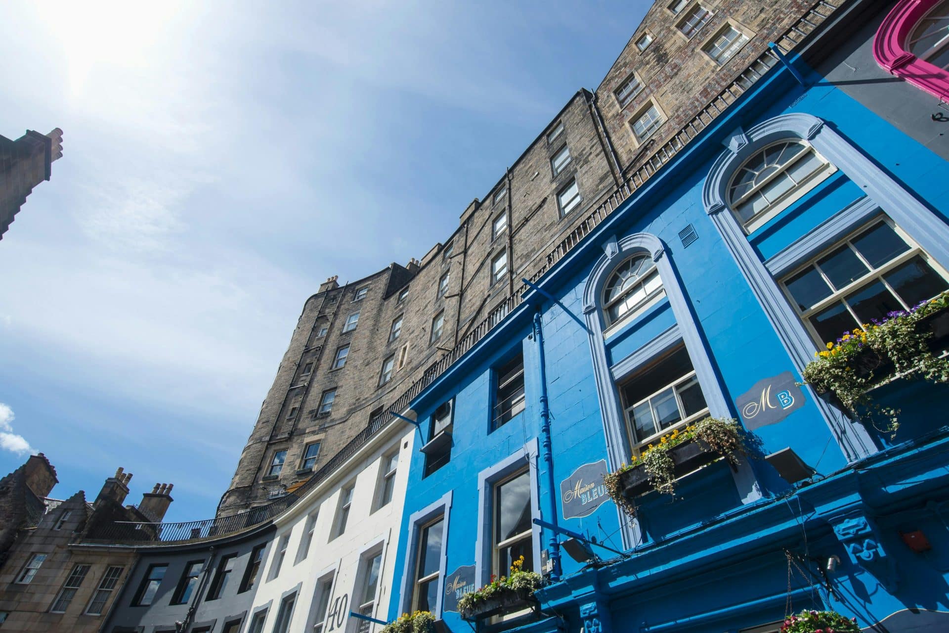 Edinburgh: Guided Food Tour + Lunch & Drinks - 2