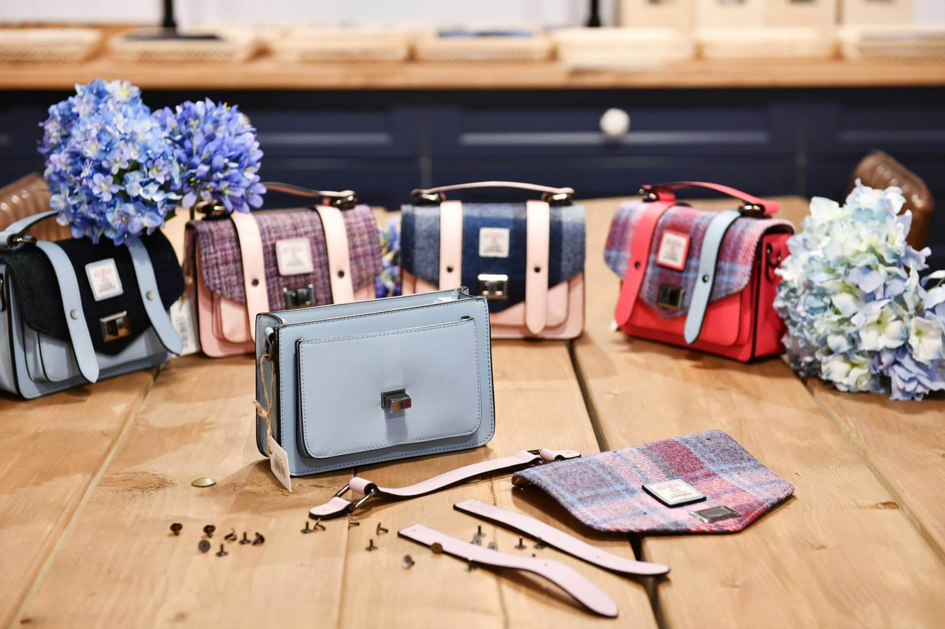 Edinburgh: Islander Handbag Workshop Experience – Canongate - 1