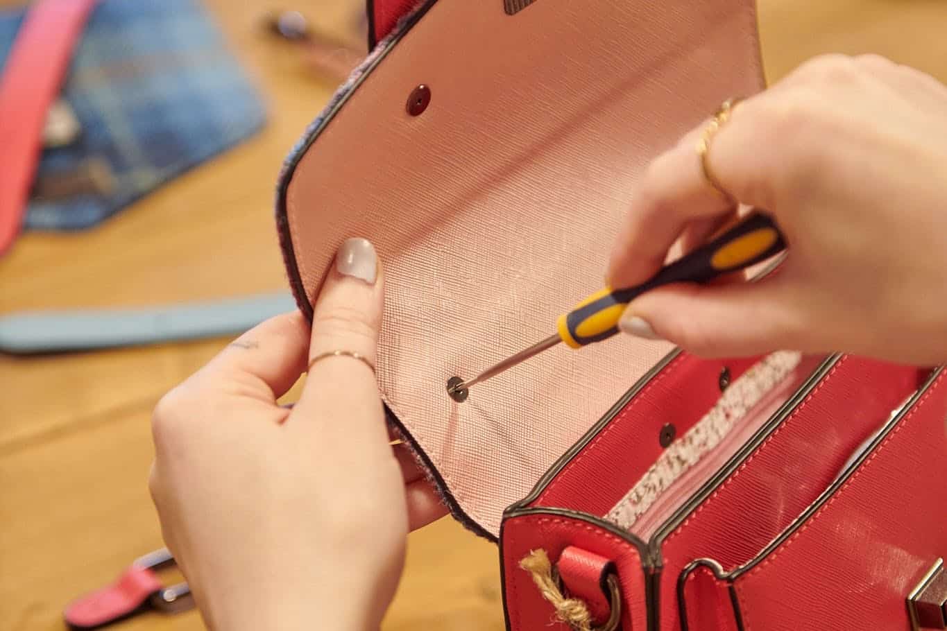 Edinburgh: Islander Handbag Workshop Experience – Canongate - 3