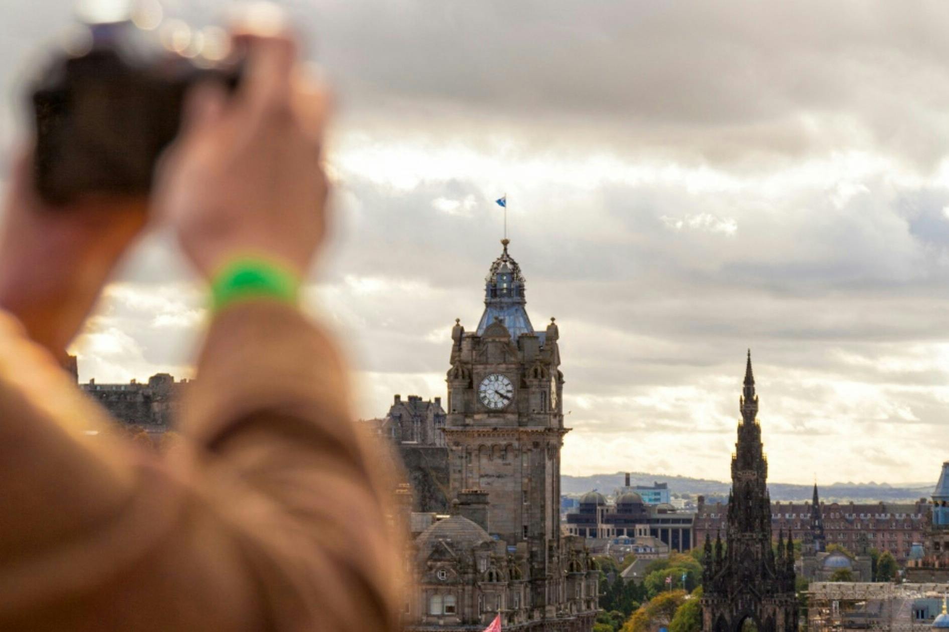 Edinburgh: Self-Guided Audio Tour - 4