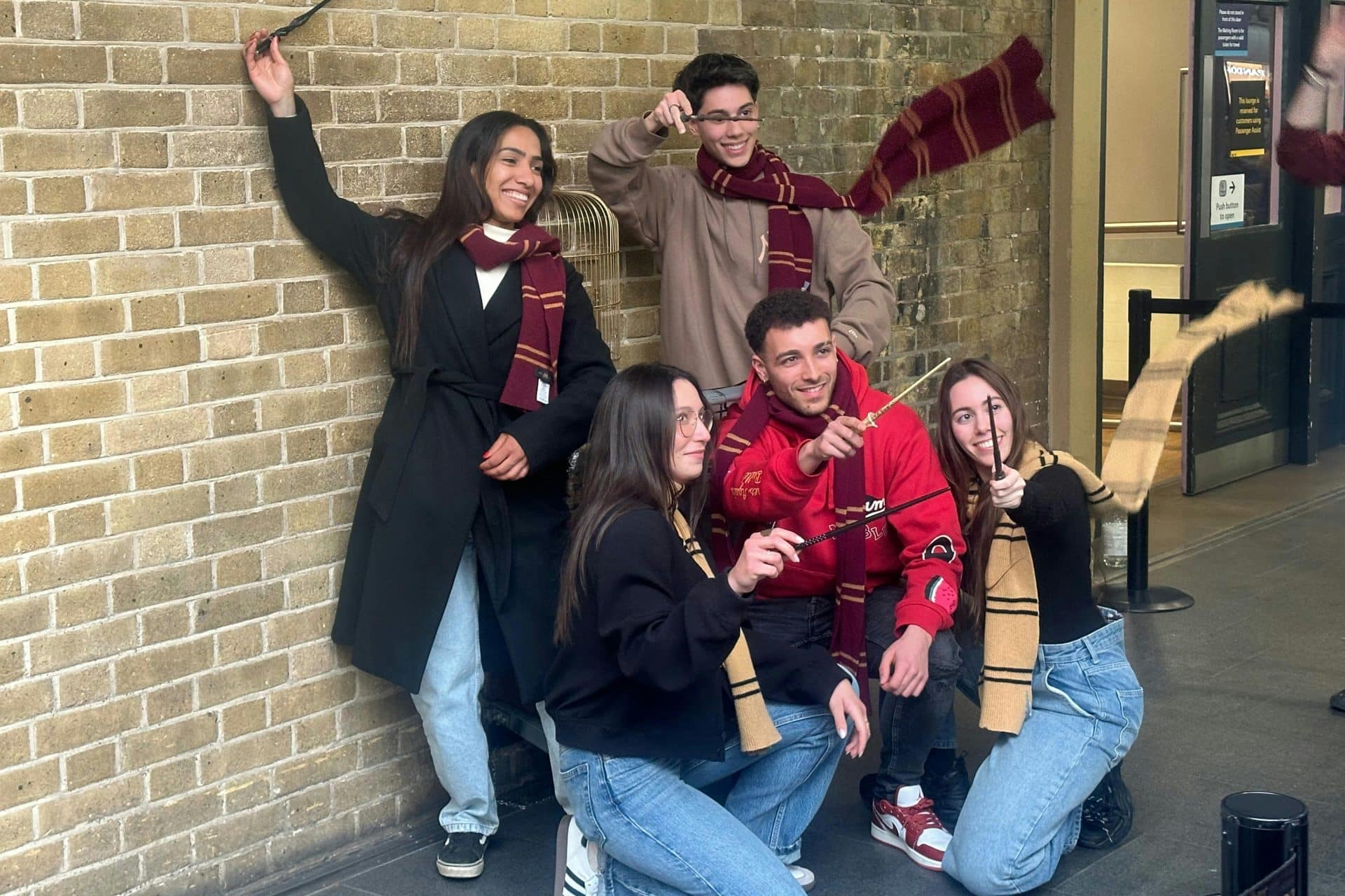 London: Harry Potter Private Black Cab Tour + Hotel Transfers - 2